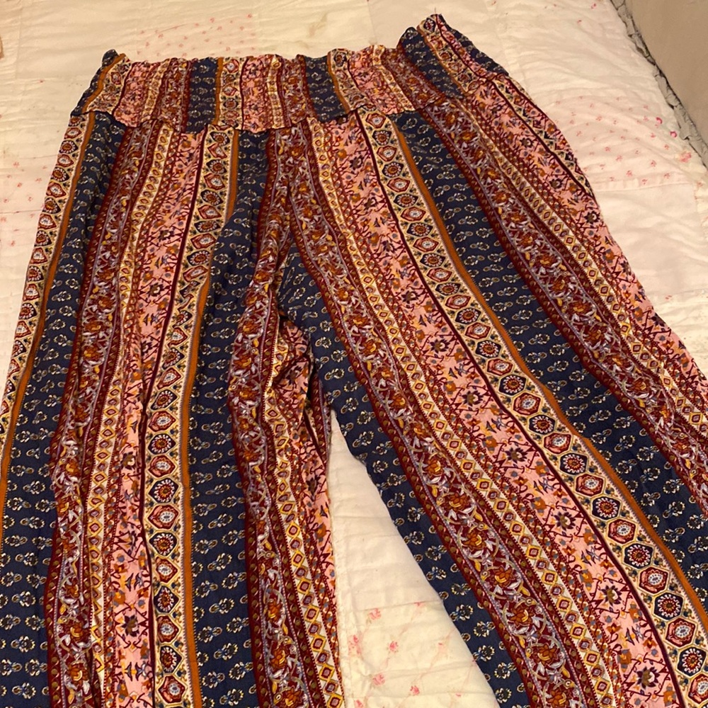 Boho style lounge pants. Size S. (Fits like a medium).
